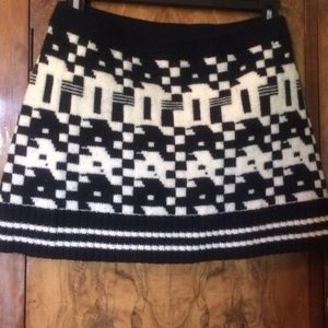 Moda International Sweater Mini Skirt M